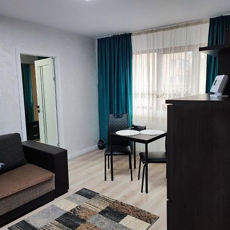 Apartament In Buzau Bagian luar foto