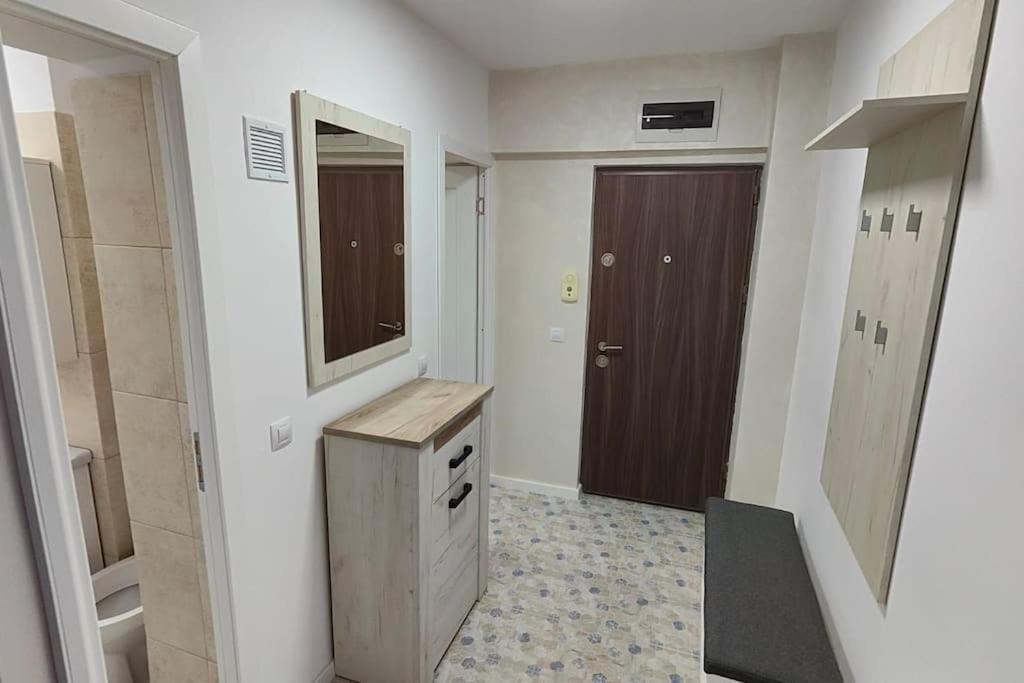 Apartament In Buzau Bagian luar foto