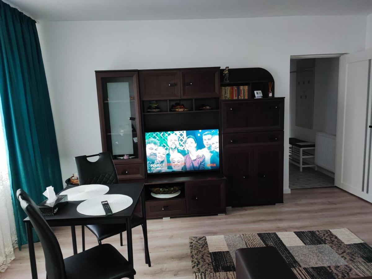 Apartament In Buzau Bagian luar foto